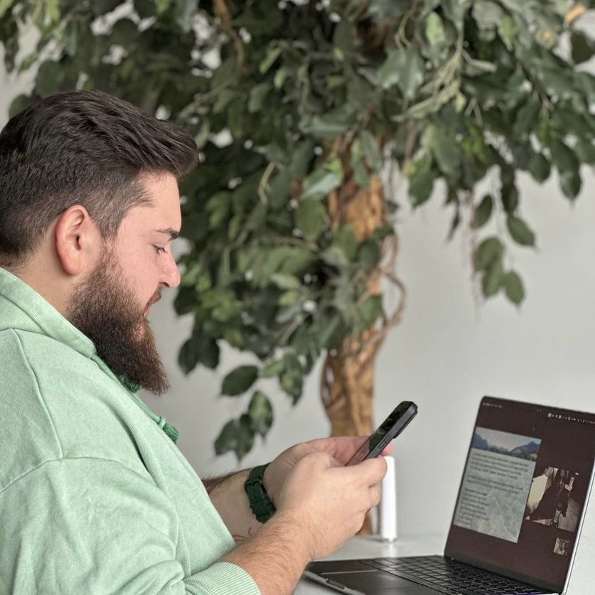 Шамиль Лабазанов поможет говорить уверенно на английском Лабазанов Шамиль репетитор по английскому цена